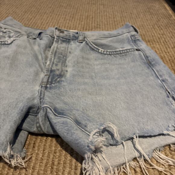 Agolde Parker Long Distressed Denim Light Wash Jean Shorts High Rise Women’s 26 - Picture 3 of 9